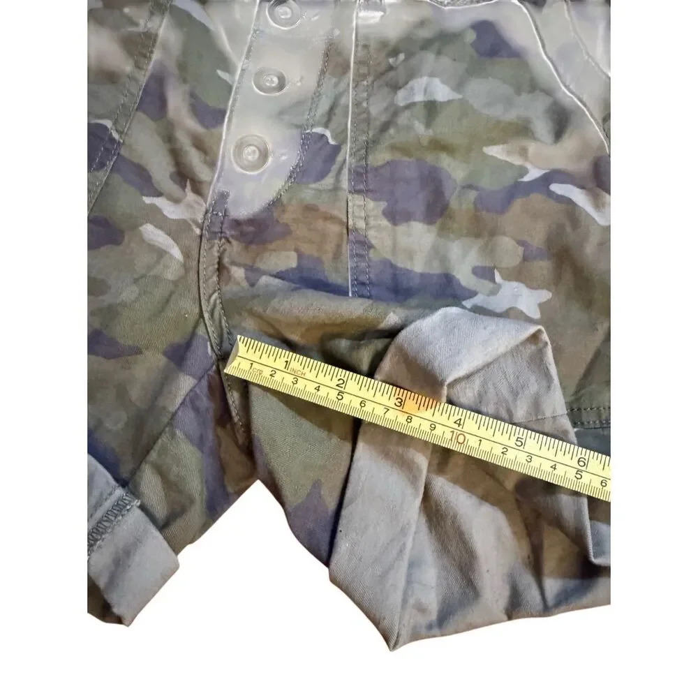 Anthropologie Wanderer Shorts Women’s Camo‎ Print Sz 28 Green